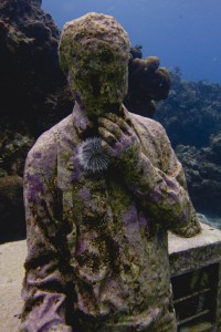 MUSA-sculpture-The-Dream-Collector-Jason-DeCaires-Taylor